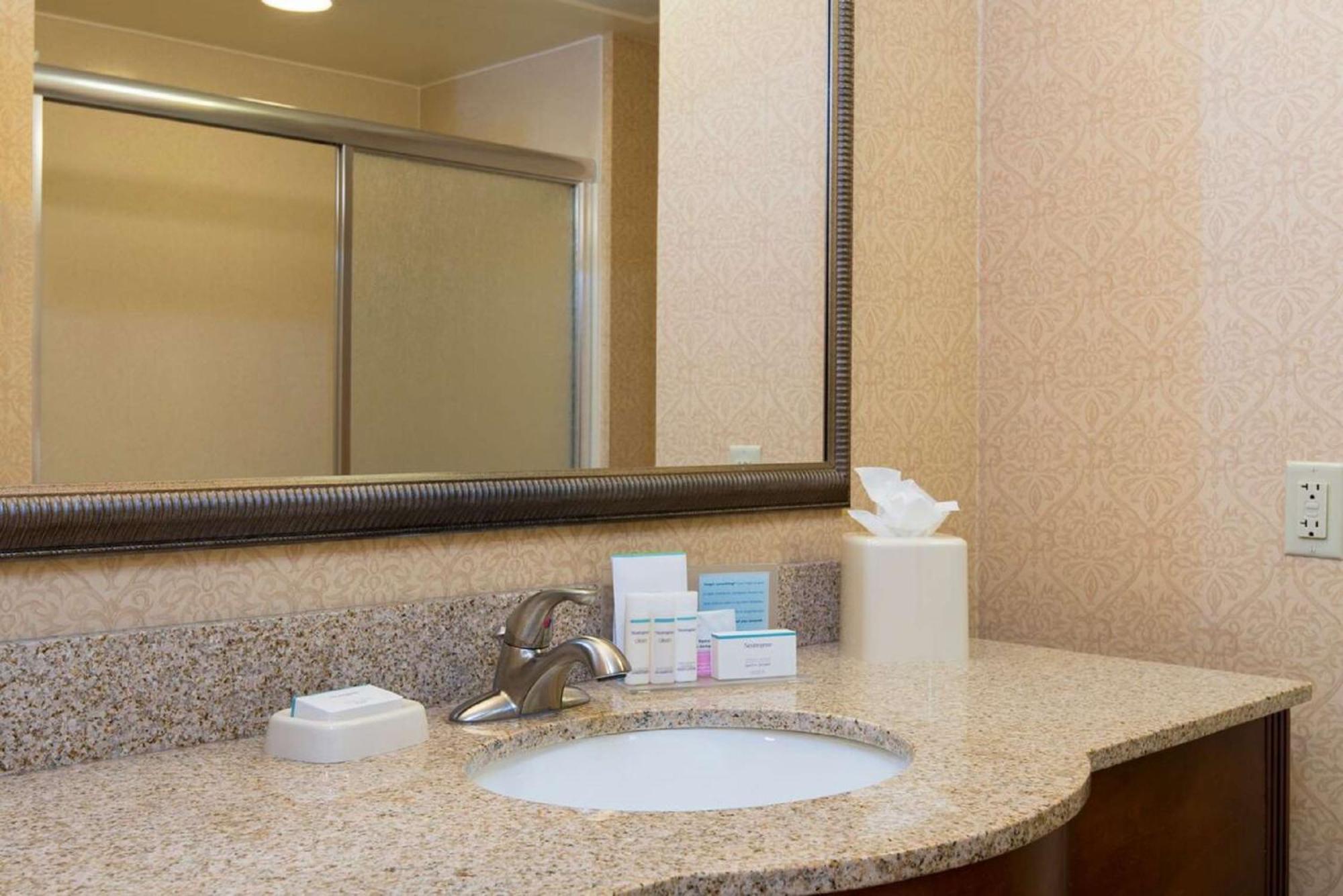 Hampton Inn Schenectady Downtown Esterno foto